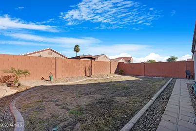 12018 W Almeria Road, Avondale, AZ 85392 - Photo 29