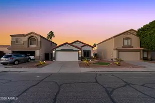 12018 W Almeria Rd, Avondale, AZ 85392 - Photo 35