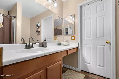 12018 W Almeria Road, Avondale, AZ 85392 - Photo 15