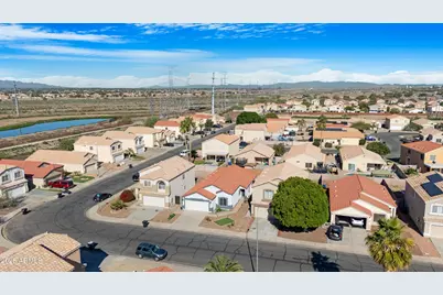 12018 W Almeria Road, Avondale, AZ 85392 - Photo 43