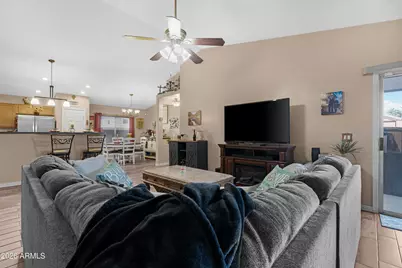 12018 W Almeria Road, Avondale, AZ 85392 - Photo 7