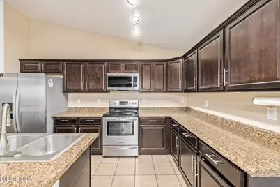 1129 E Jahns Drive, Casa Grande, AZ 85122 - Photo 7