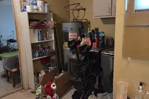 2719 W Echo Ln, Phoenix, AZ 85051 - Photo 13