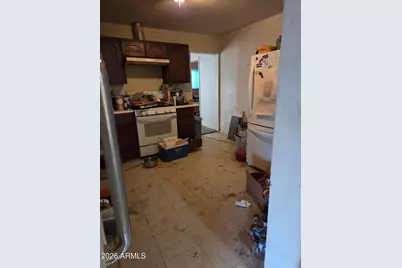 2719 W Echo Lane, Phoenix, AZ 85051 - Photo 9