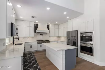 7329 E Tailfeather Drive, Scottsdale, AZ 85255 - Photo 11