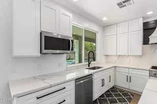 7329 E Tailfeather Dr, Scottsdale, AZ 85255 - Photo 13