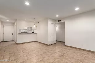 3119 N 38th St, Phoenix, AZ 85018 - Photo 11