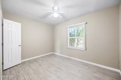 907 N 22nd Place #2, Phoenix, AZ 85006 - Photo 9
