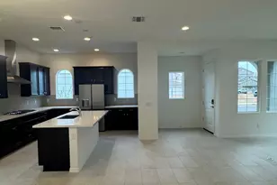 26421 N 22nd Dr, Phoenix, AZ 85085 - Photo 5