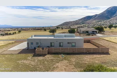 6532 E Saddlehorn Circle, Hereford, AZ 85615 - Photo 43