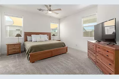 584 E Hazelnut Lane, San Tan Valley, AZ 85140 - Photo 13