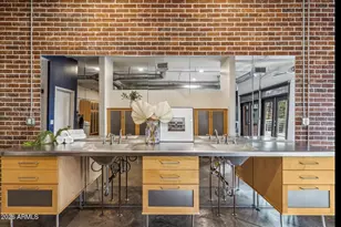 914 E Osborn Rd, Phoenix, AZ 85014 - Photo 61