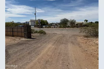 Xx00E N 253rd Avenue #-, Morristown, AZ 85342 - Photo 7