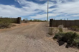 Xx00E N 253rd Ave, Morristown, AZ 85342 - Photo 1