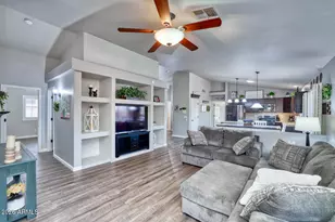 2206 E Ruby Ln, Phoenix, AZ 85024 - Photo 13