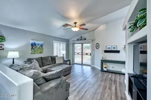 2206 E Ruby Ln, Phoenix, AZ 85024 - Photo 11