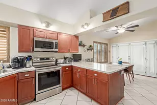 6319 W Mercer Ln, Glendale, AZ 85304 - Photo 13