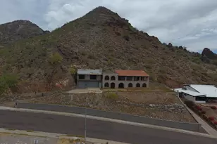 7035 North 23rd Pl, Phoenix, AZ 85020 - Photo 9