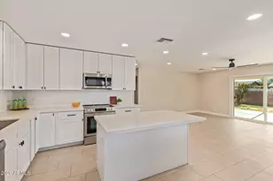 3441 W Aster Dr, Phoenix, AZ 85029 - Photo 7