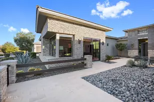 2725 E King Bird Dr, Gilbert, AZ 85297 - Photo 47