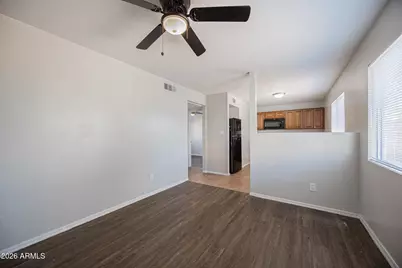 2443 E Mobile Lane #102, Phoenix, AZ 85040 - Photo 5