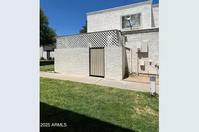 5212 N 42nd Lane, Phoenix, AZ 85019 - Photo 3