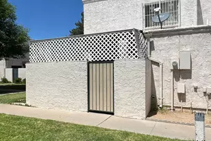 5212 N 42nd Ln, Phoenix, AZ 85019 - Photo 3