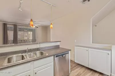 4455 E Paradise Village Parkway #1068, Phoenix, AZ 85032 - Photo 11