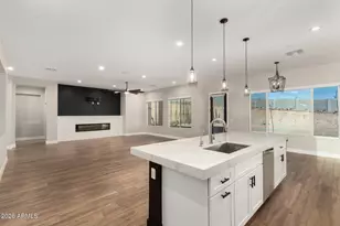 11416 W Tether Trl, Peoria, AZ 85383 - Photo 13