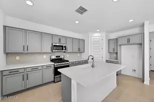25300 N 165th Ln, Surprise, AZ 85387 - Photo 5