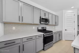 25300 N 165th Ln, Surprise, AZ 85387 - Photo 7