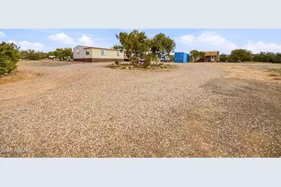 690 Stanford Drive, Concho, AZ 85924 - Photo 3