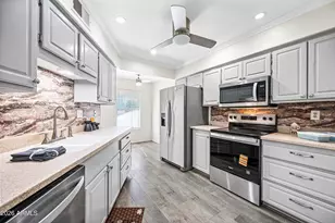 17056 N 107th Ave, Sun City, AZ 85373 - Photo 7