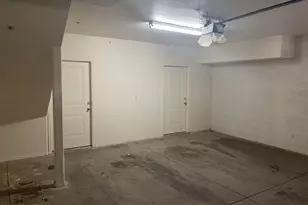 323 S Roosevelt St, Tempe, AZ 85281 - Photo 9