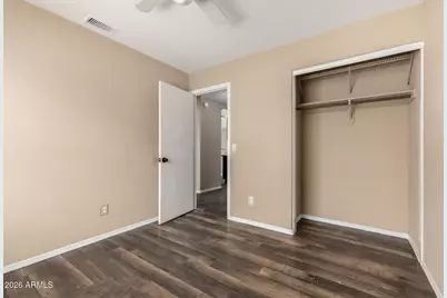 8642 W Laurel Lane, Peoria, AZ 85345 - Photo 11