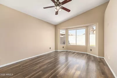 8642 W Laurel Lane, Peoria, AZ 85345 - Photo 17