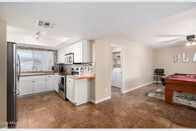 2424 W Portobello Avenue, Mesa, AZ 85202 - Photo 9