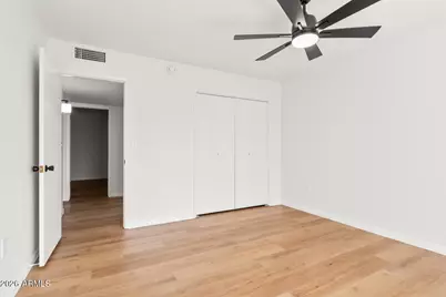 10816 W Kelso Drive, Sun City, AZ 85351 - Photo 29