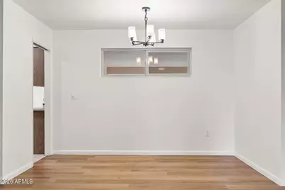 10816 W Kelso Drive, Sun City, AZ 85351 - Photo 15