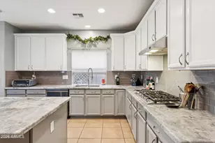 17858 W Dahlia Dr, Surprise, AZ 85388 - Photo 9