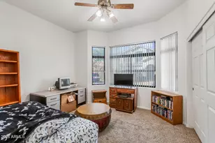 1425 S Lindsay Rd, Mesa, AZ 85204 - Photo 17