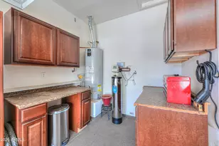 1570 E Earl Dr, Casa Grande, AZ 85122 - Photo 23