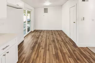 4218 N 49th Dr, Phoenix, AZ 85031 - Photo 11