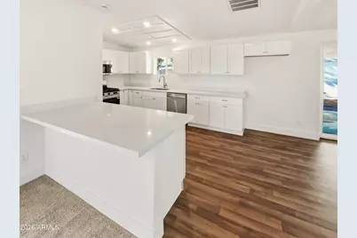4218 N 49th Drive, Phoenix, AZ 85031 - Photo 7