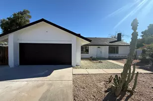 2335 W Caribbean Ln, Phoenix, AZ 85023 - Photo 1