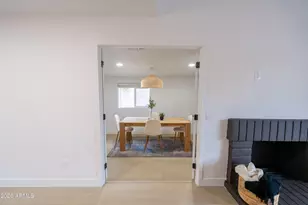 2335 W Caribbean Ln, Phoenix, AZ 85023 - Photo 23