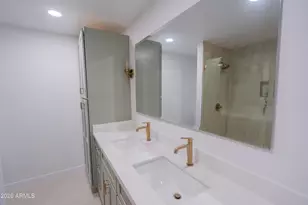 2335 W Caribbean Ln, Phoenix, AZ 85023 - Photo 35