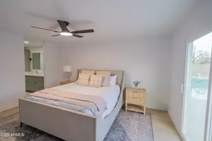 2335 W Caribbean Ln, Phoenix, AZ 85023 - Photo 31