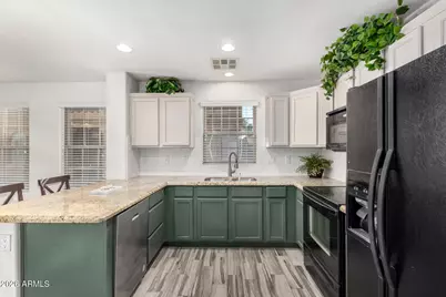 1877 S Tucana Lane, Gilbert, AZ 85295 - Photo 13