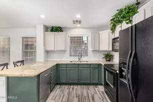 1877 S Tucana Ln, Gilbert, AZ 85295 - Photo 13